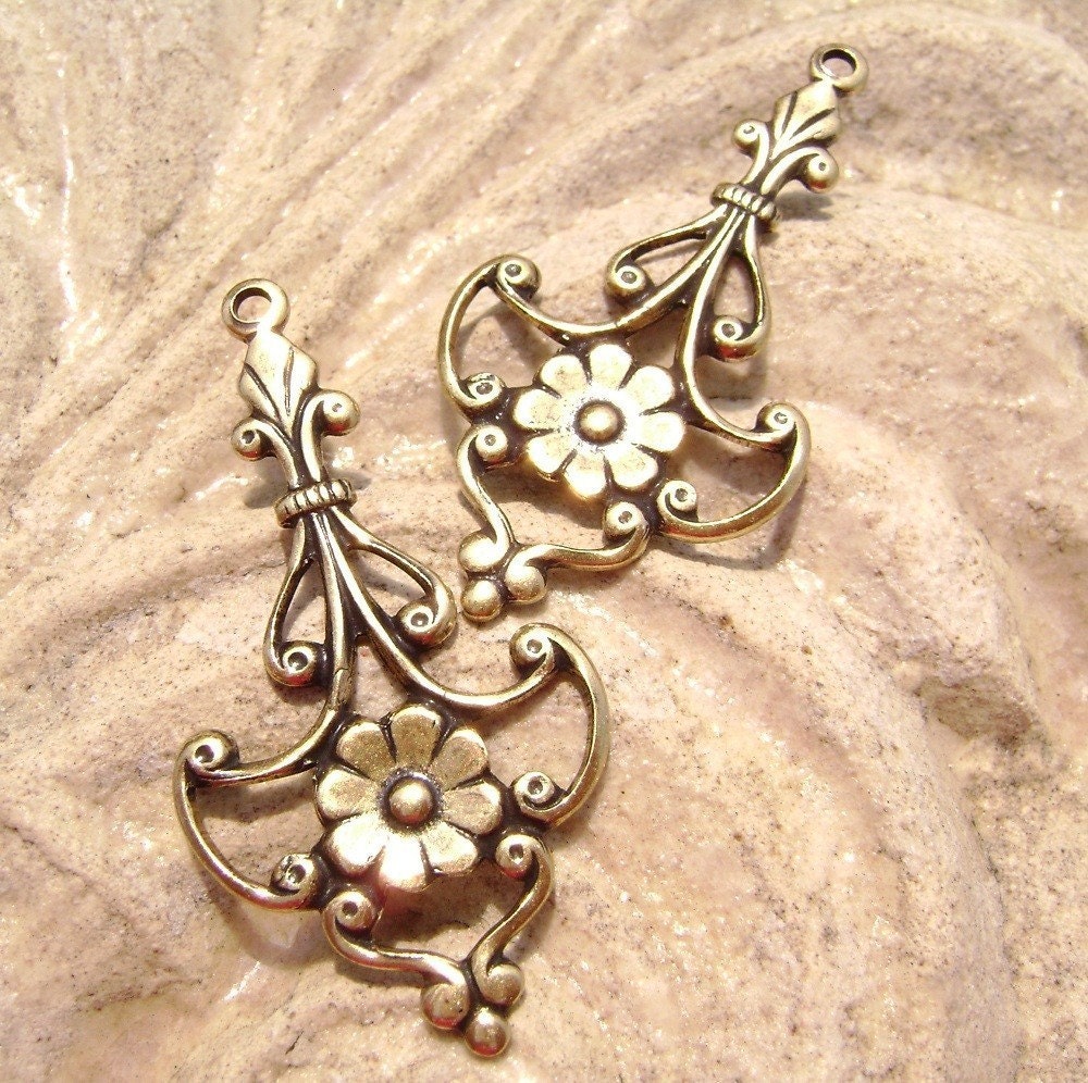 0050 - Antiqued Brass Filigree Flower Charms - 2 Qty