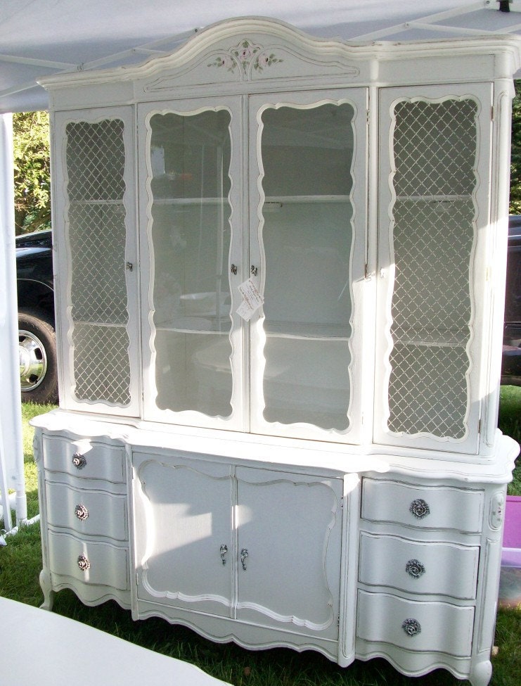 China Cabinet Shabby Chic Cottage White Handpainted Roses