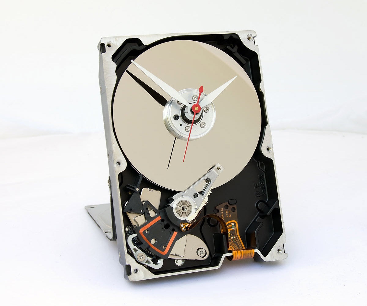 Clock made from a Computer hard drive