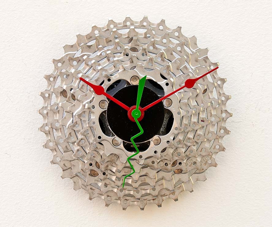 Recycled Bike cassette gear Clock