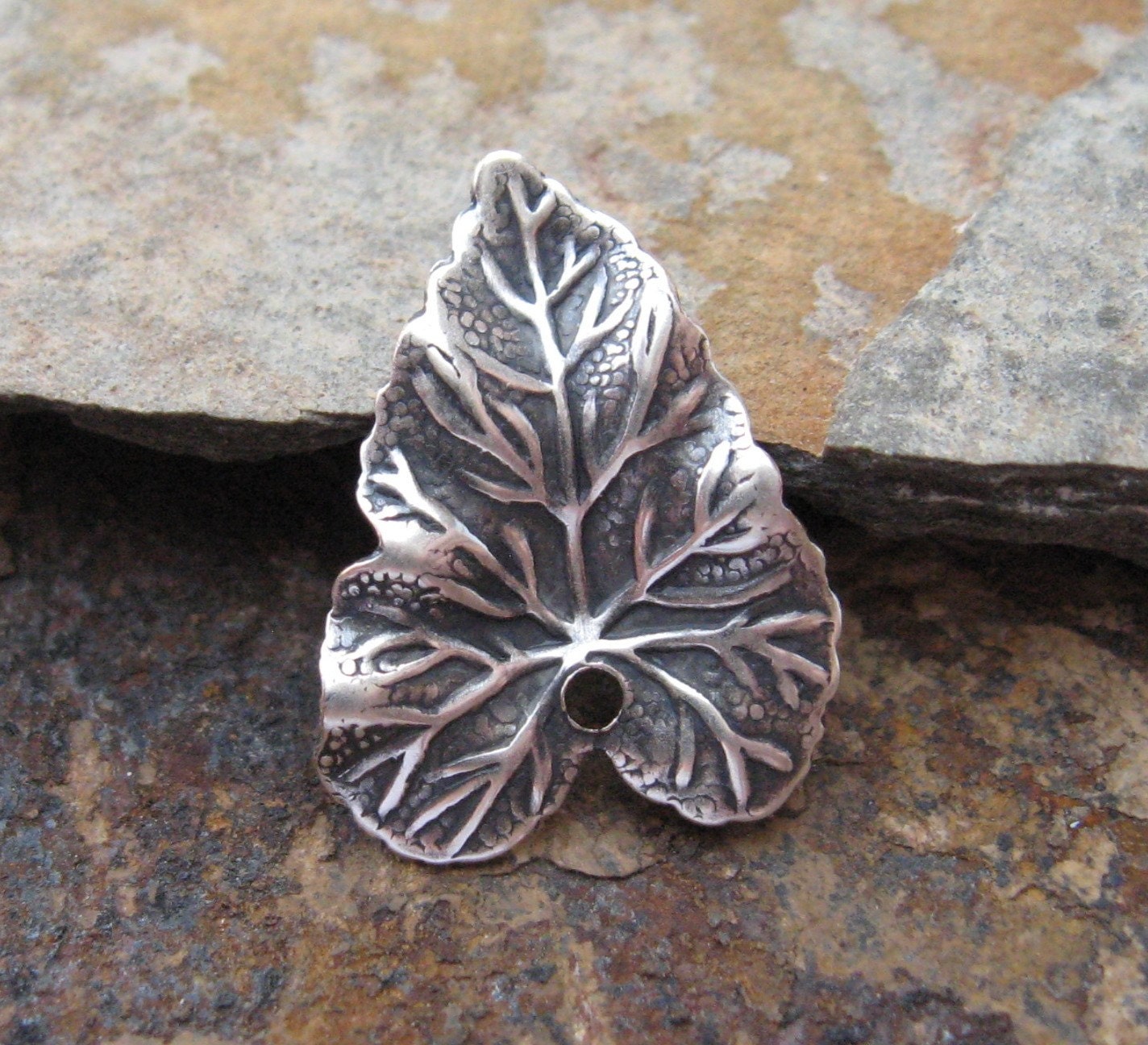 LOW SHIPPING 4 Antique Silver Leaf Charms 14mm x 18mm -  Trinity Brass