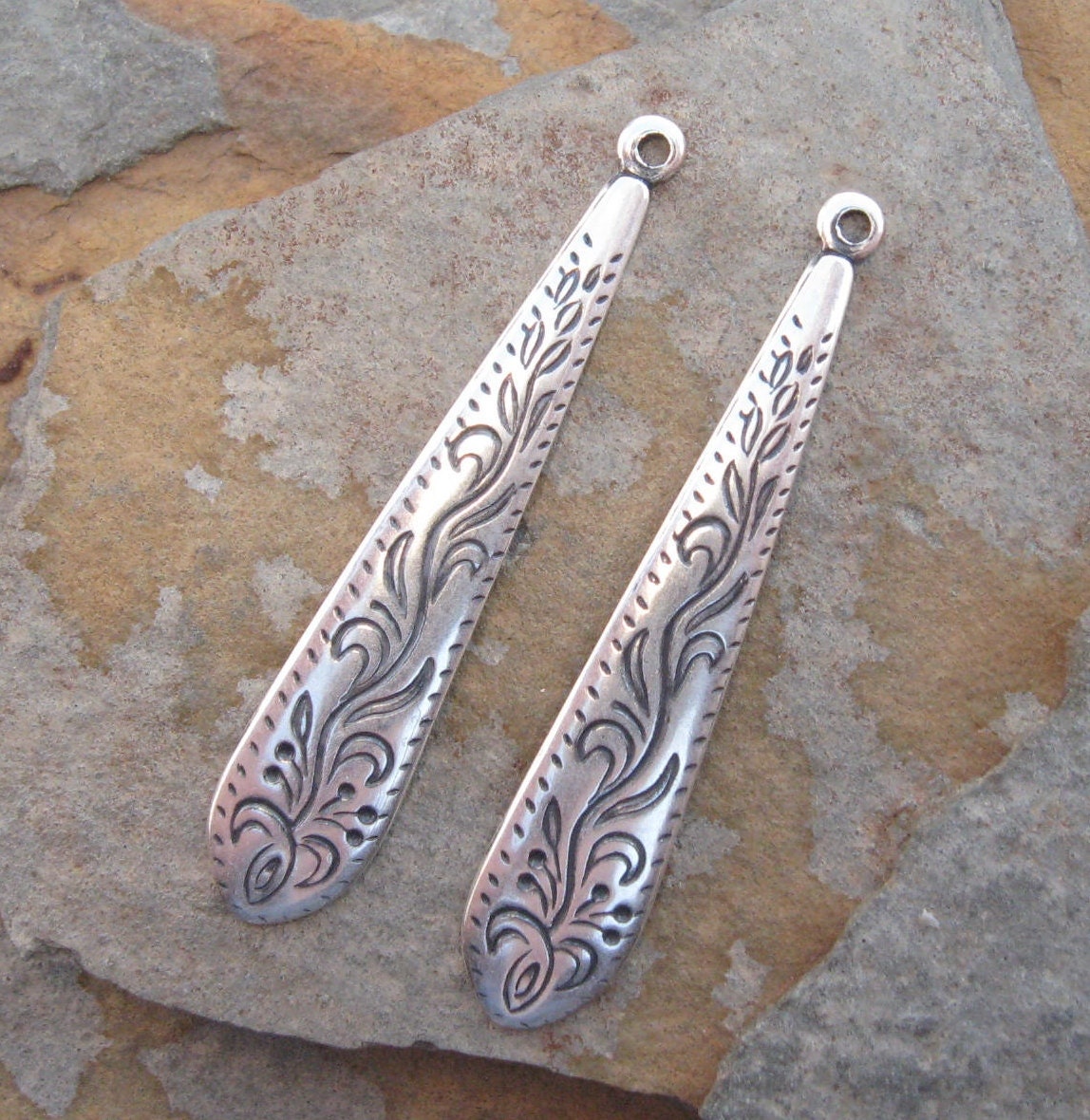 4 Antique Silver Etched Victorian Drops 7mm x 35.5mm -  Trinity Brass Co LOW SHIPPING
