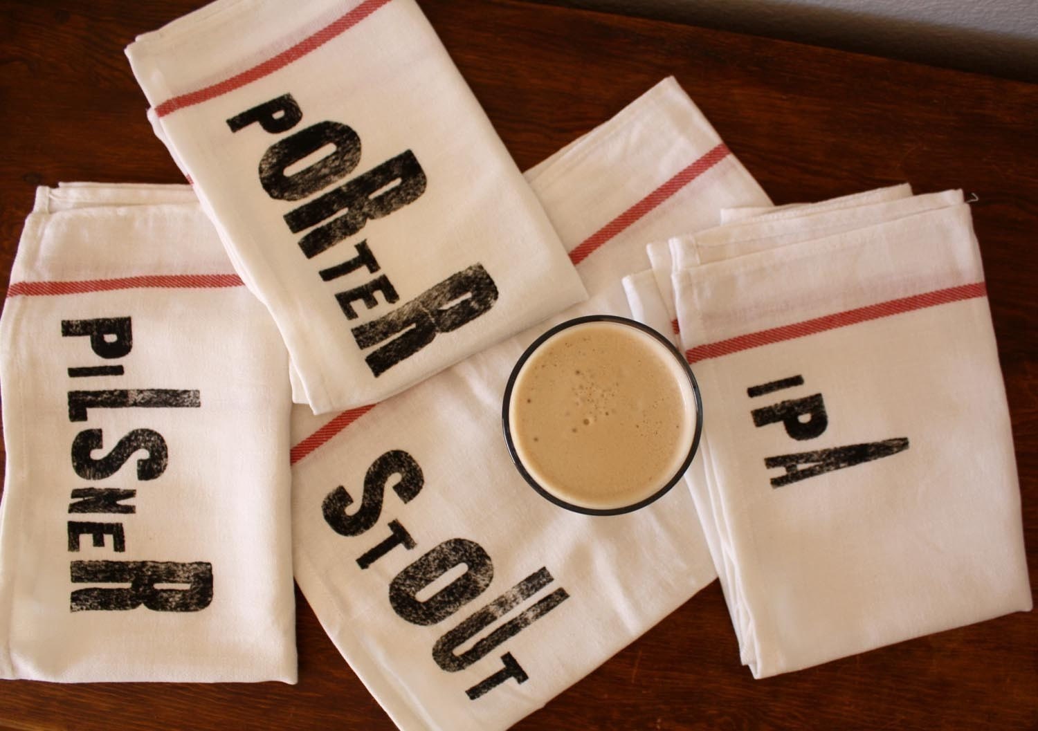 Beer Lovers Towel Set - Set of 4 - Tea Towels - Gifts for Him - Home Brewer