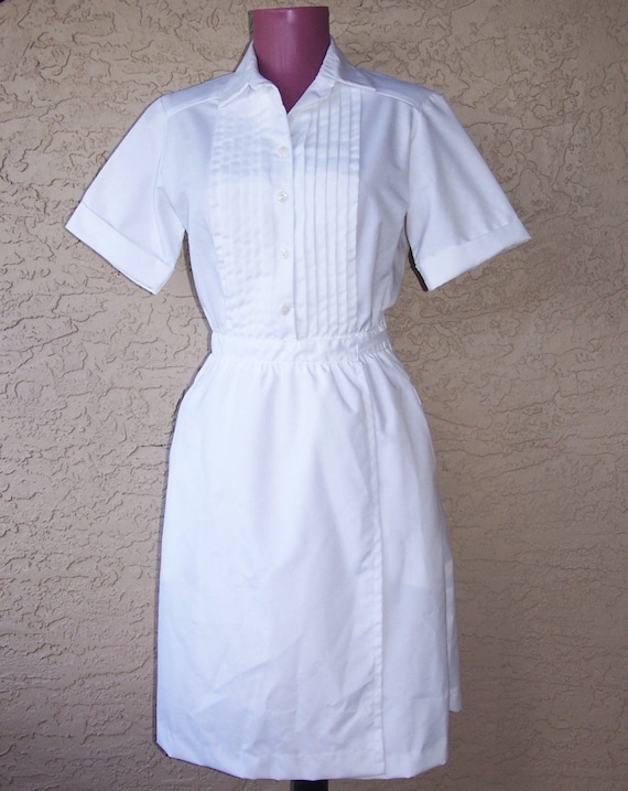 Vintage Nurse Dress 104