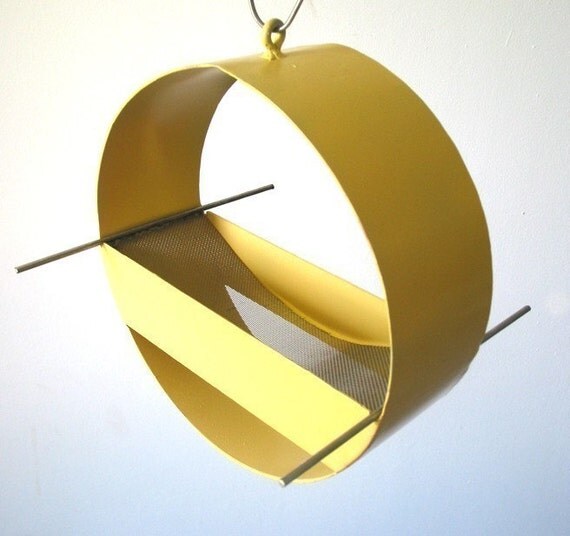 Charm Modern Bird Feeder in Yellow