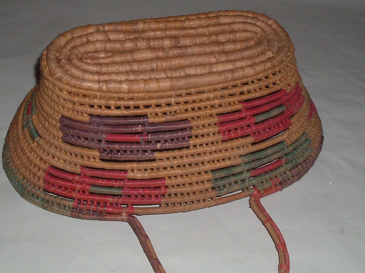 Vintage Native American Hand Woven Basket by GemsOfTimeVintage