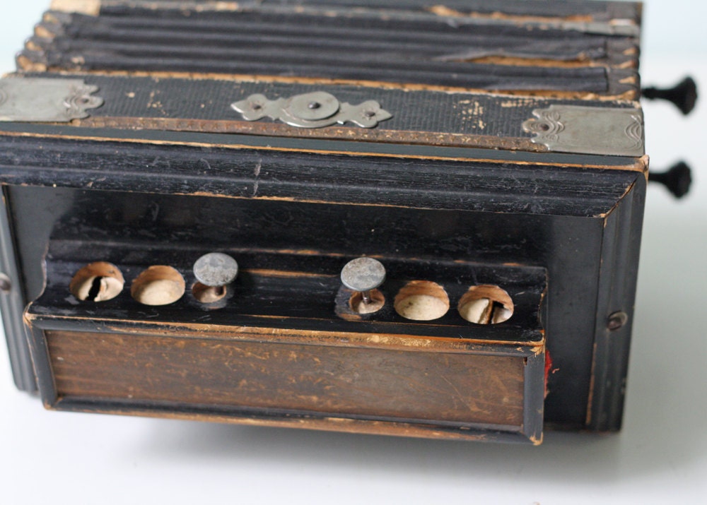 Antique Accordion by Piccolo Organ