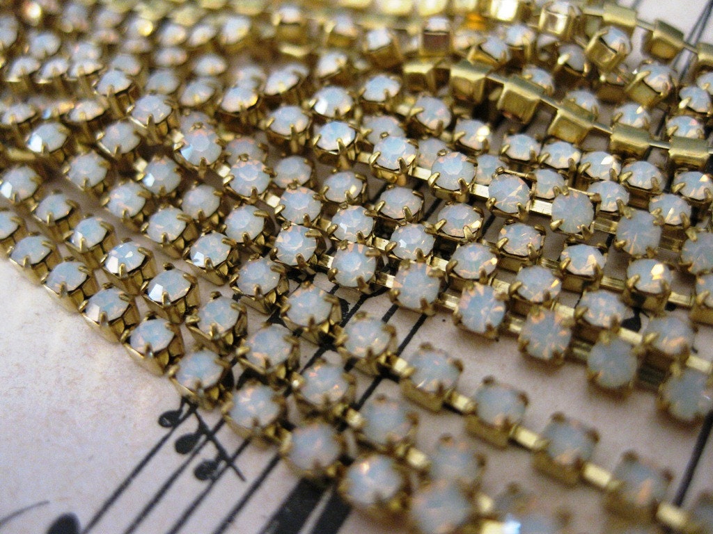 Vintage Raw Brass Petite Opal Rhinestone Chain - 18pp