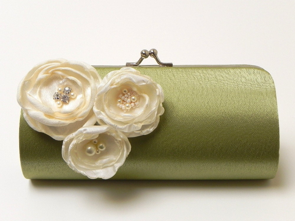 Chartreuse Green Clutch - Bridal Clutch - Bridesmaid Clutch Set - Kisslock Snap Bouquet Clutch - Ivory Flower Blossoms with Rhinestones