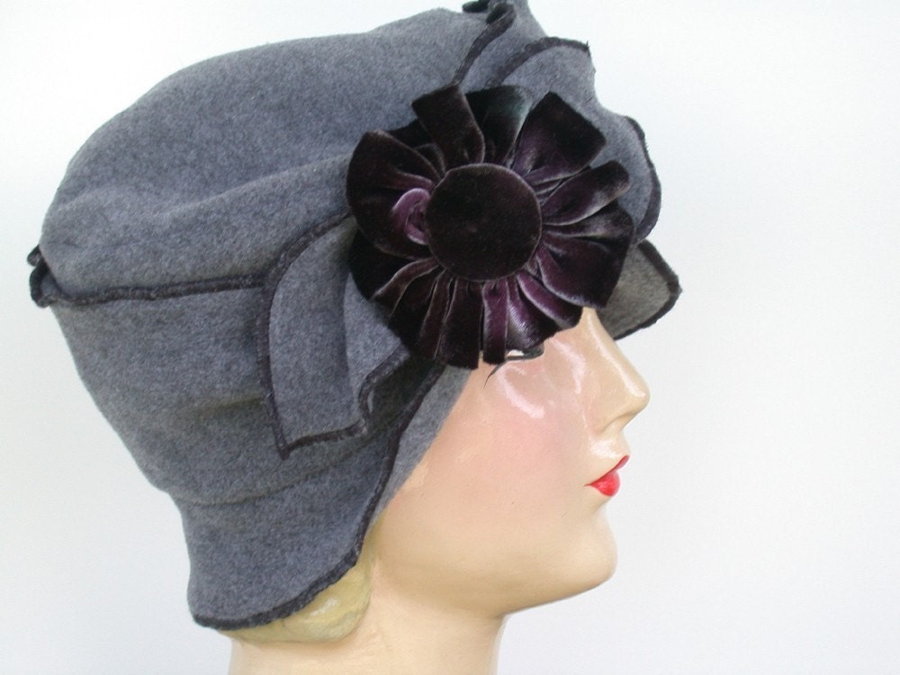 Turban Flapper Hat,    Grey Polar Fleece Ladies Cloche Hat ,  Velvet Flower,  Brooke