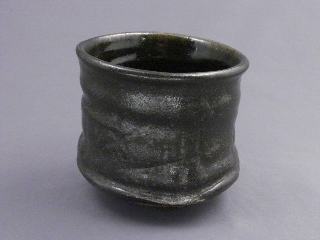 Kuro Hori Karatsu Tsutsu Chawan