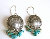 Enlighten Up - Lotus Pure SIlver Disk Earrings with Turquoise Chips