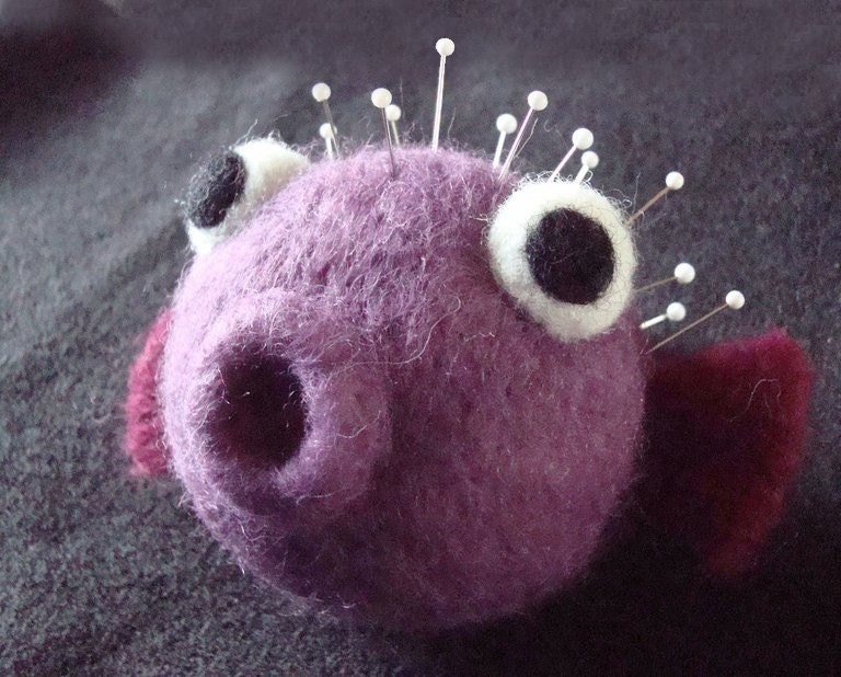PUFFER FISH pin cushion Needle Felting Kit