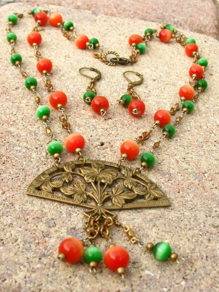 Filigree Fan Necklace with Orange and Green Double Chain and Tassle