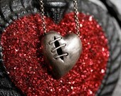 Sutured heart necklace long and sexy edition sterling silver