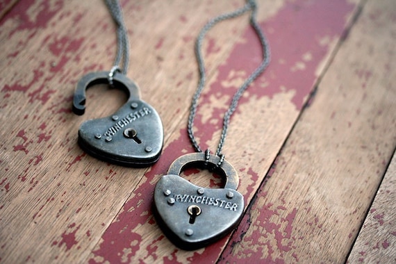 Sale Winchester padlock and key necklace set