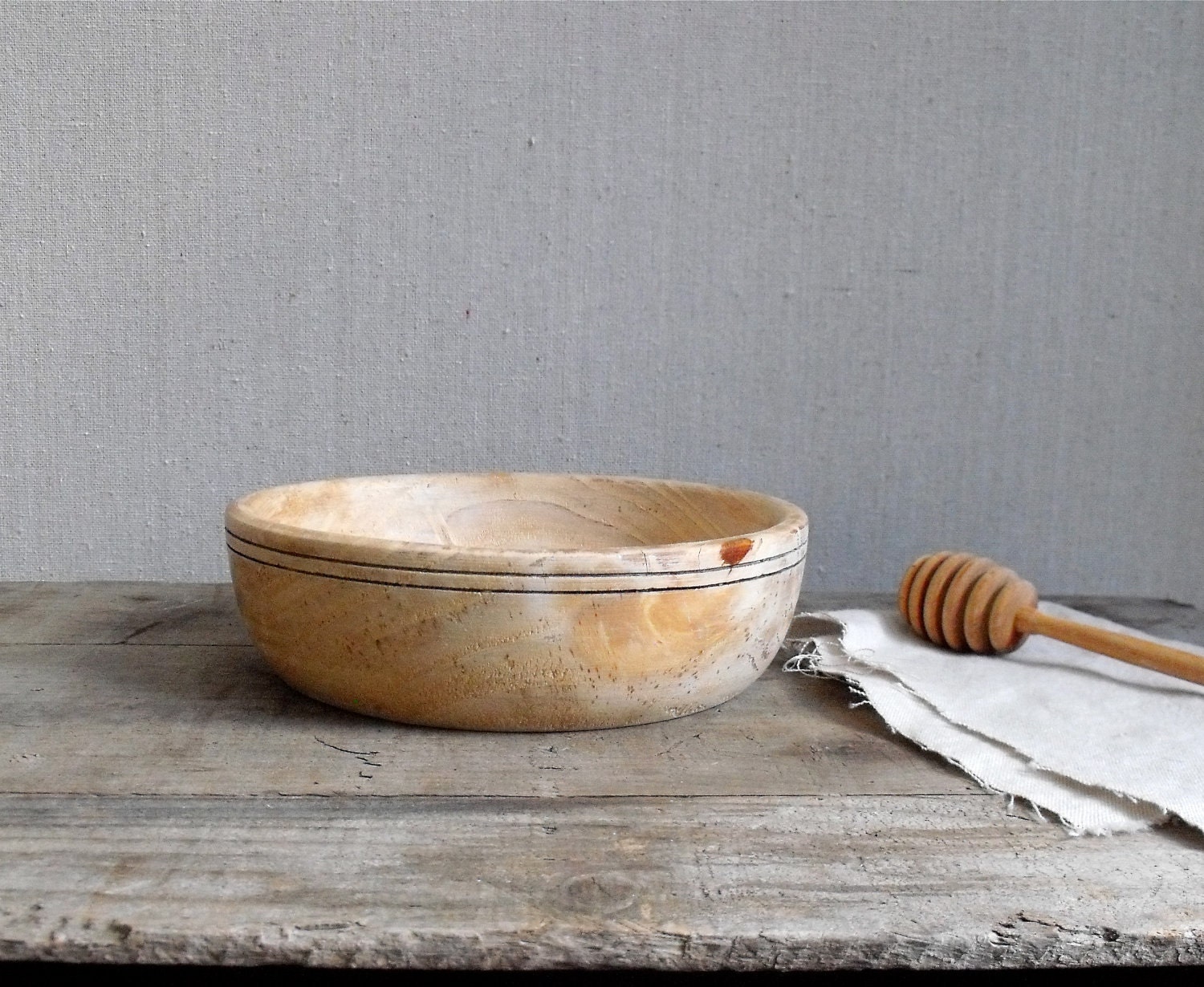 Vintage Wood Bowl : Farmhouse Style