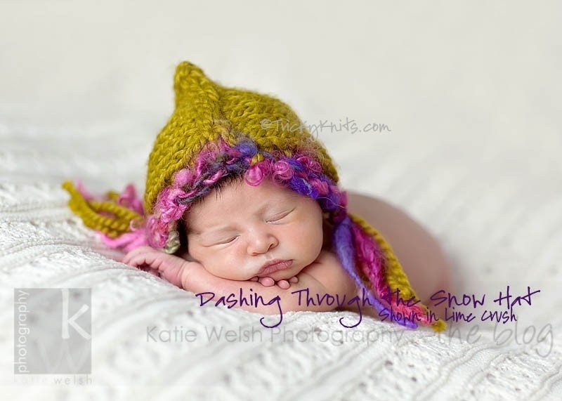 Baby Girl Hat Christmas Newborn Photography Prop Pixie Elf Hat Bonnet best-selling original design by TrickyKnits