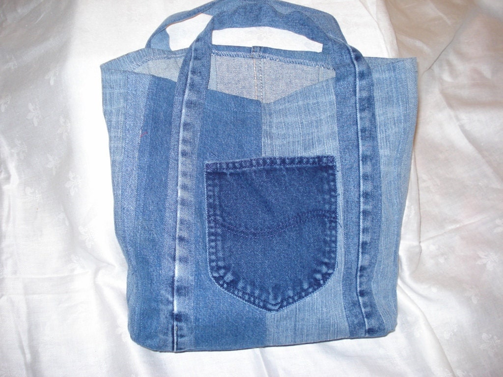 Recyclable shopping bag made from recycled jeans