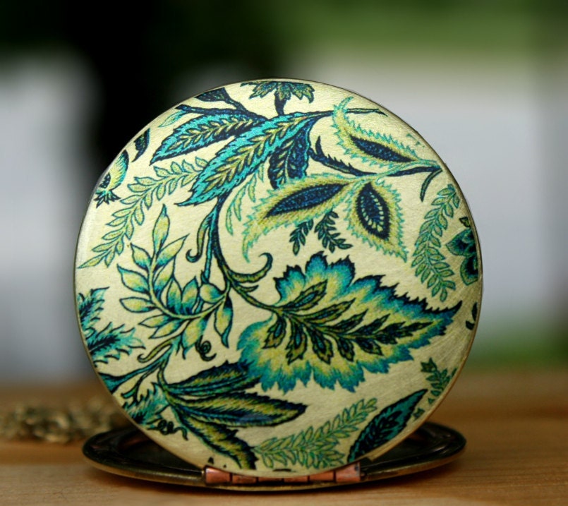 Leaf flower locket - flower,print,green,blue,weddings,bridesmaid,brass,photograph,vintage locket