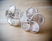 DIY Jewelry Pattern - Serena Flower Studs Earrings, Project Base Wire Jewelry Tutorial, DCHMT010