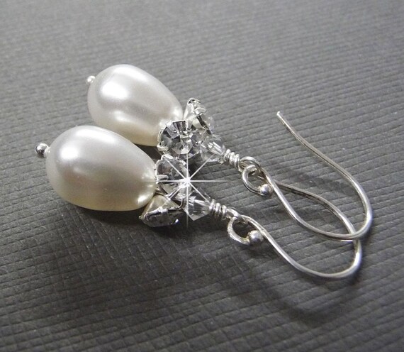 Drop Pearl Earrings, Wedding Jewelry, Bridesmaid jewelry, Bridal Earrings - FREE SHIPPING