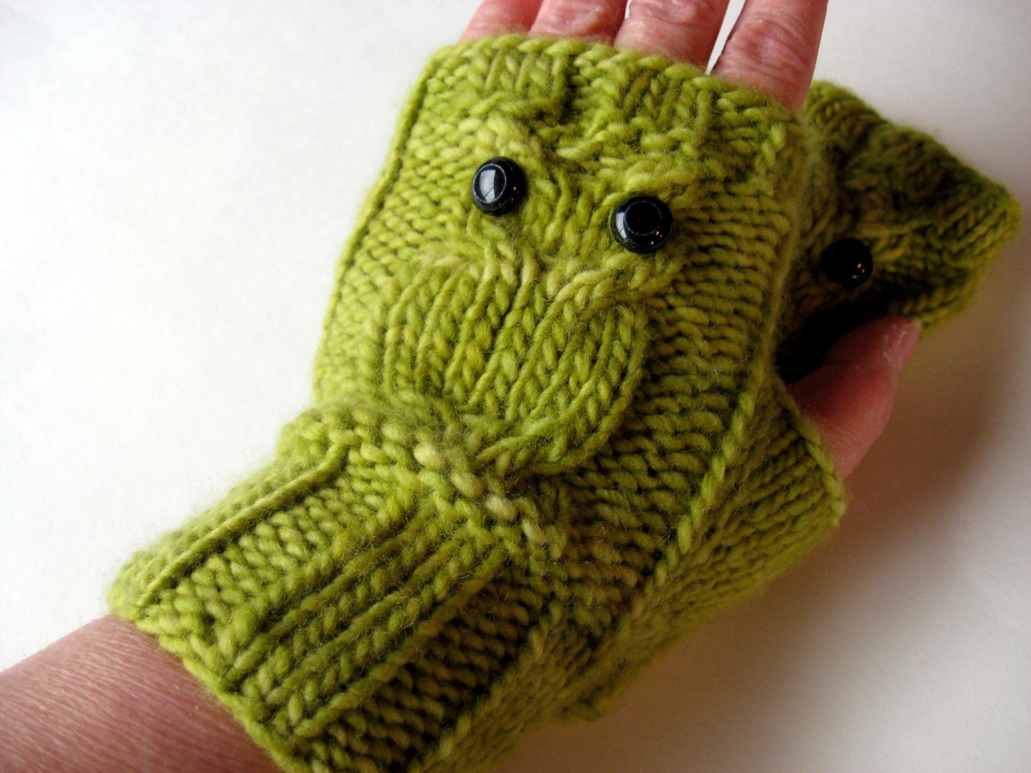 Owl Fingerless Gloves Mittens - Merino Wool - Green