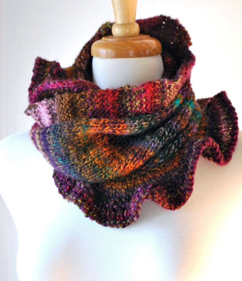 Knitting Pattern PDF pullover moebius cowl "Rib and Ruffle Cowl"