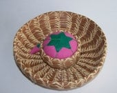 Pine needle sewing basket