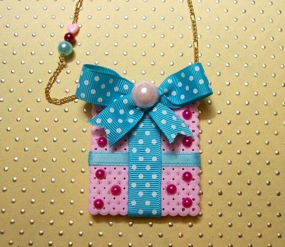 i'm your present necklace