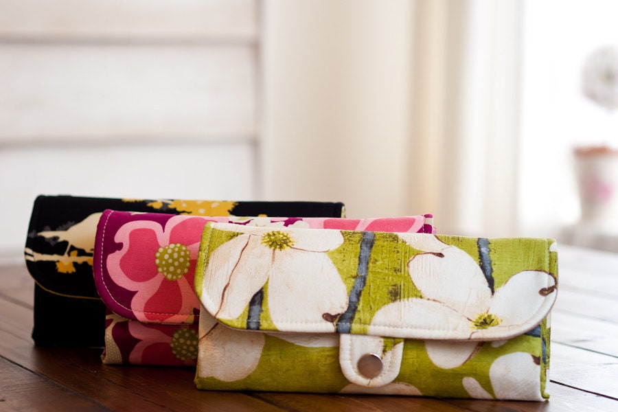 iPhone SmartPhone Clutch Wallet Purse 12 Card Slots with Fabric Choice Group B