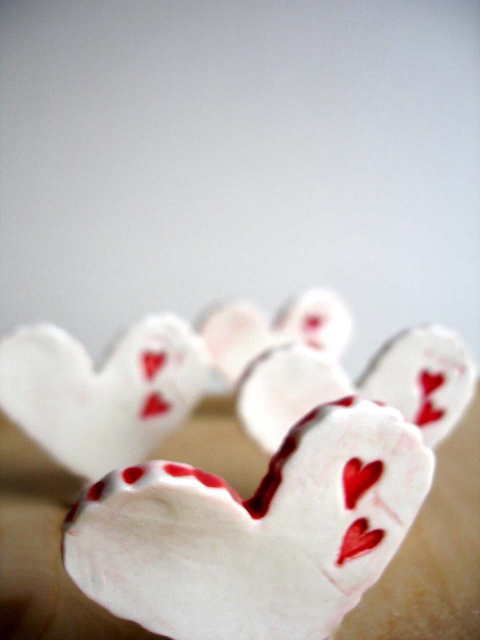 Set Of 4 Porcelain Heart Magnets