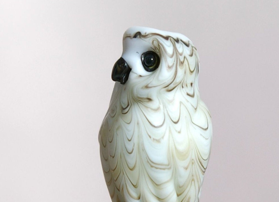 Snowy Owl wearable lampwork wildlife sculpture - glass bead by cleo Dunsmore Grama Tortoise