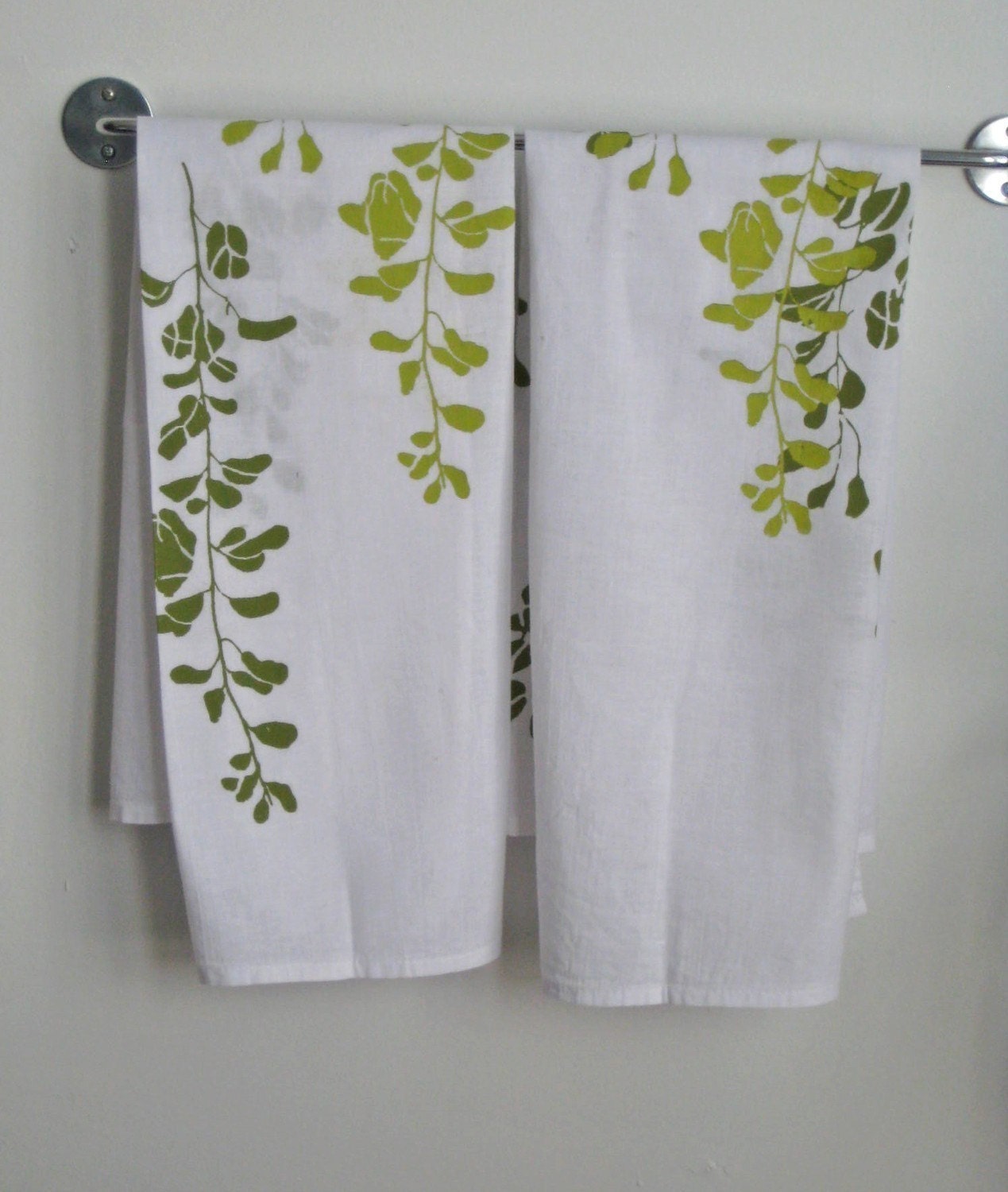 Dishtowels-Green Wisteria