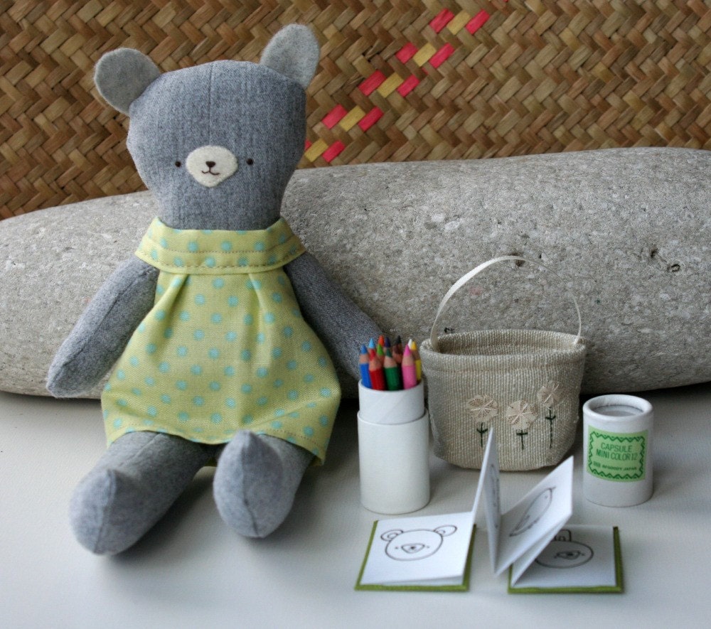 meet Nahla bear with colouring book set