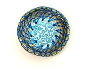 Coiled Basket Fragrant Sweetgrass Miniature Ring Dish Basket Turquoise Ceramic Center
