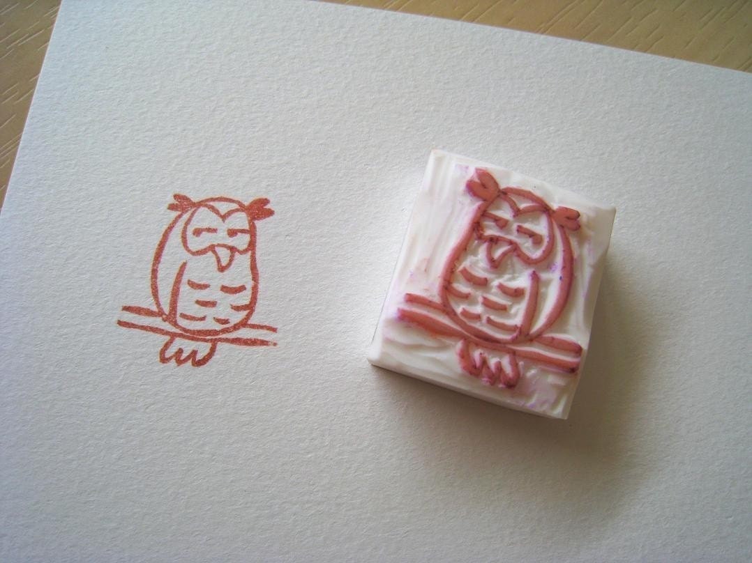 Snoozy Owl - Handcarved Rubber Stamp