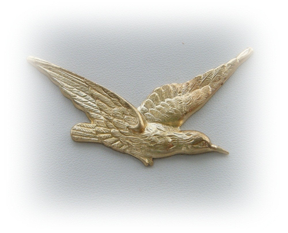 1 - Gothic RAVEN Pendant - Brass Jewelry Finding and Stampings (C-6)