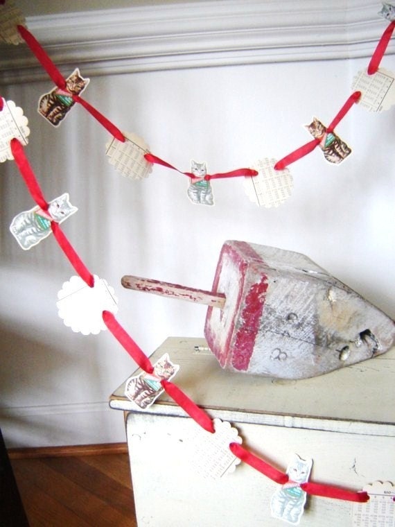 Vintage Advertising Cats Garland