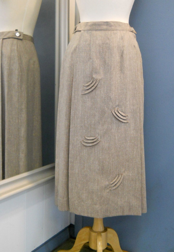 RESERVED Late Forties to Early Fifties Beige Apron Skirt with Bias Details Size S - M