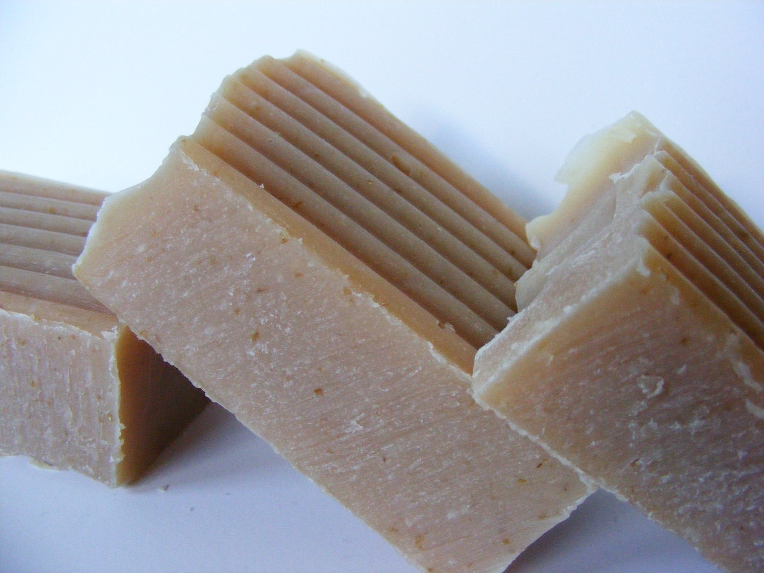 Large Cuts Soothing Facial Bar With Lavender Grapefruit Essential Oil Organic With Oatmeal, Goat Milk, and Honey