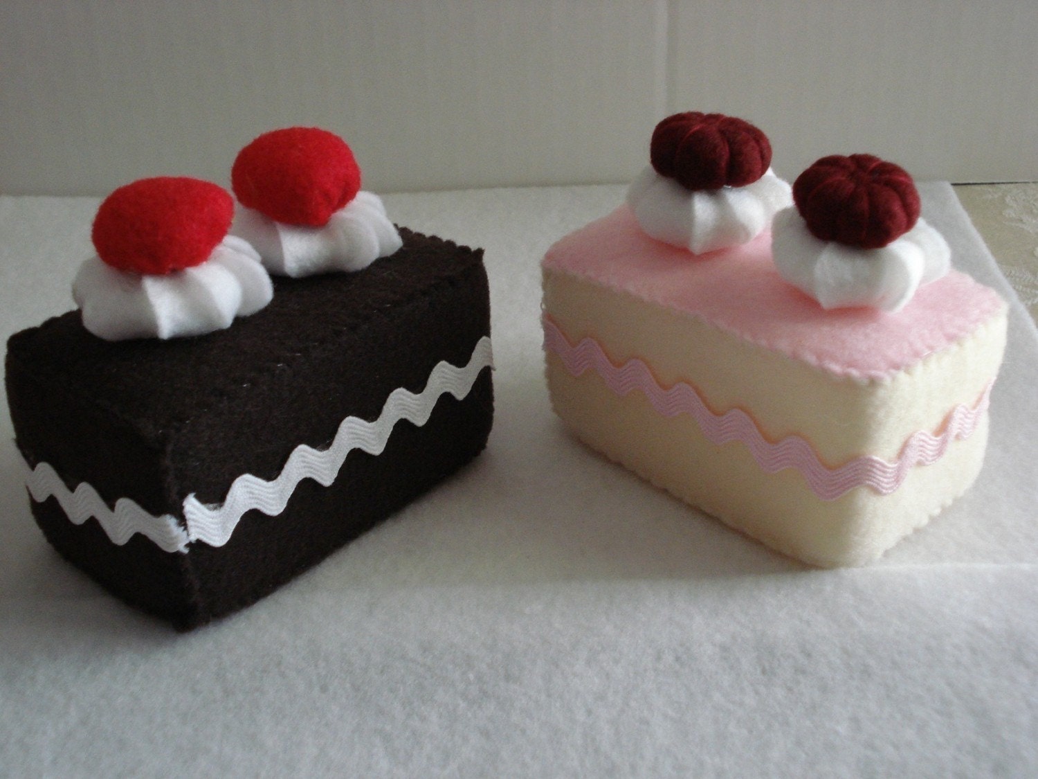 Felt Teacakes