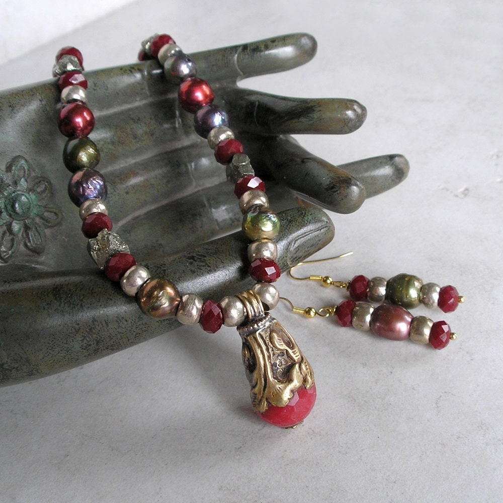 Tribal Ethnic Jewelry Set w/ Tibetan Healing Pendant, Freshwater Pearls and Gemstones