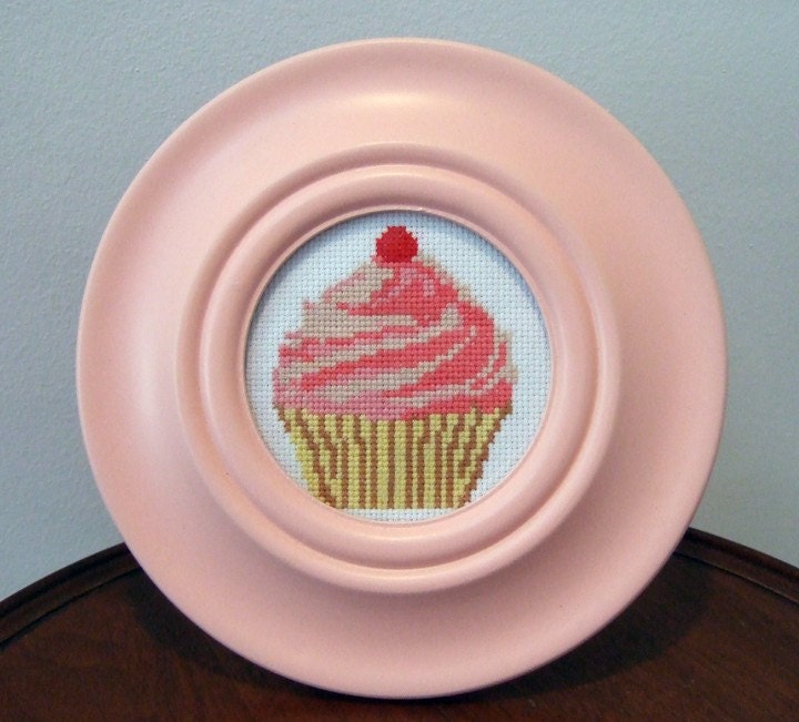 Cupcake - Framed Cross Stitch