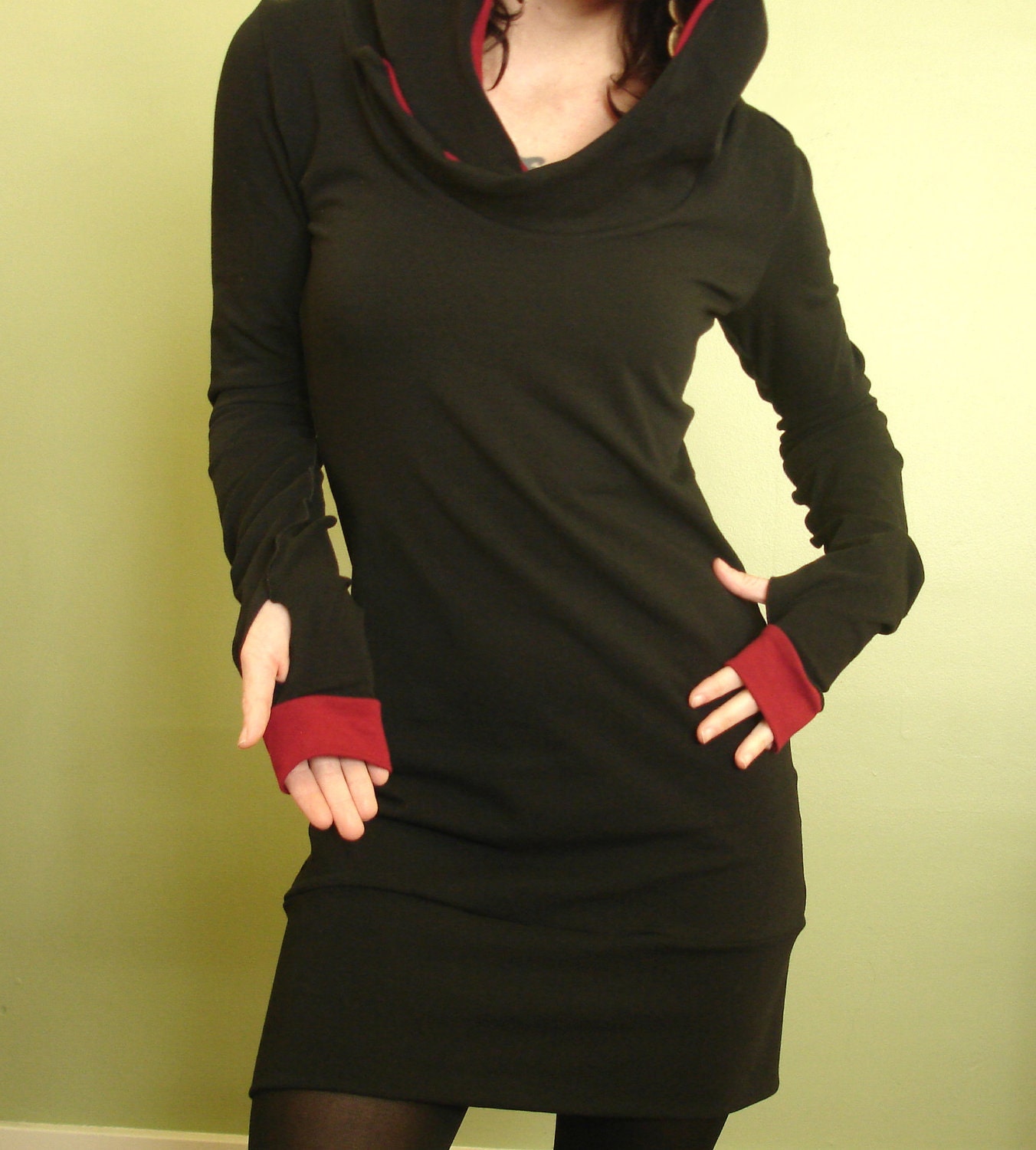 hooded tunic dress extra long sleeves w/thumb holes Black and Cranberry