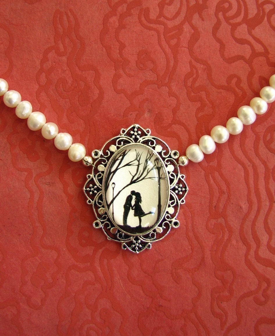 Autumn Kiss Choker Necklace