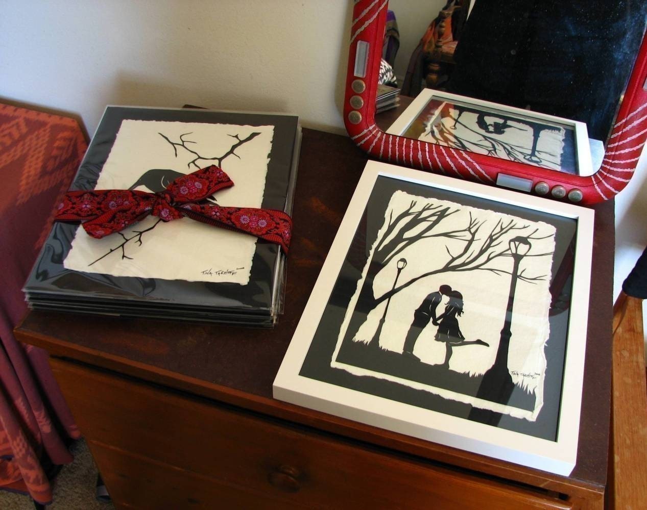 Autumn Kiss - Hand-Cut Silhouette Papercut