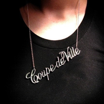sweet 70's GRAND PRIX necklace - vintage auto