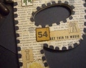 The Letter P- FoLk aRT- MIXED MEDIA