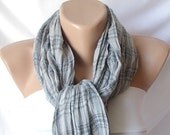 Unisex Scarf from %100 Viscone and cotton mix with plaid desing